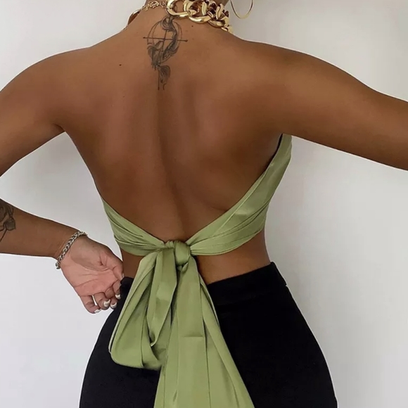 NWT Sexy Gold Chain Halter Summer Crop Top S:Small-Medium - Picture 3 of 6